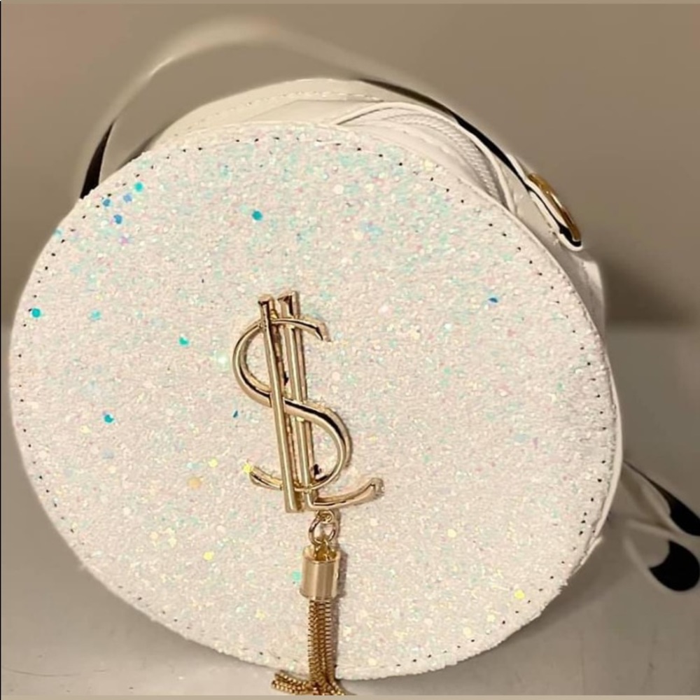 BAGS - Picture 11 of 13